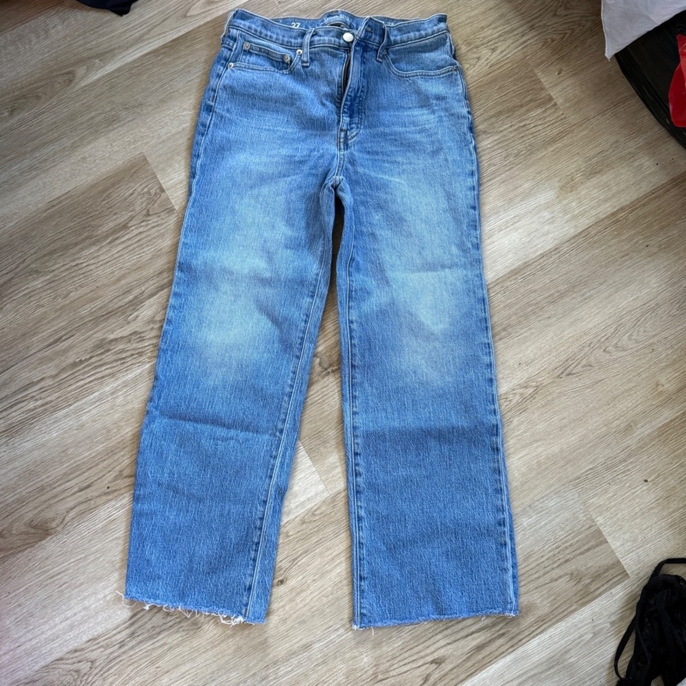 J CREW 96 Kick Out Jeans Medium Wash Distressed Cropped Raw Hem Size 27